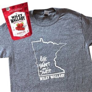 Wiley Wallaby Licorice “Life is Short Make it Sweet”  Short Slv T-Shirt SM NWOT